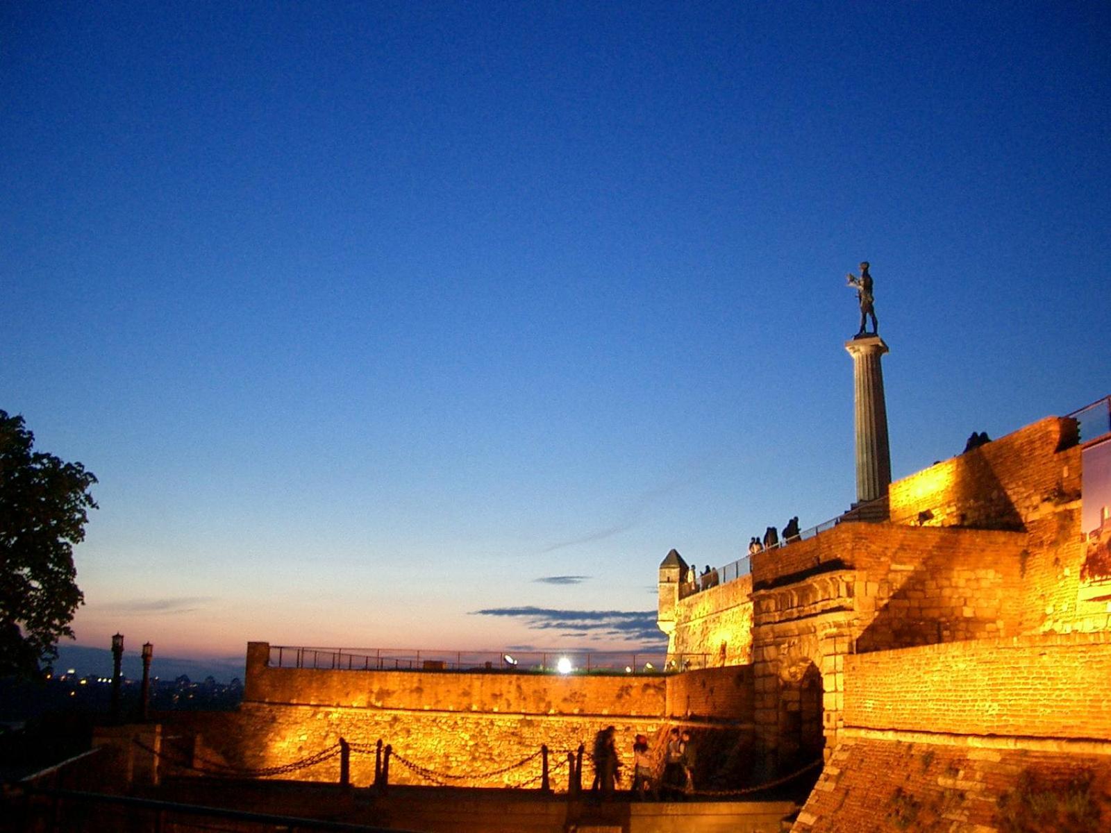 Cozy & Fully Equipped Studio In The Heart Of Downtown And Next To Kalemegdan Belgrade Exterior photo